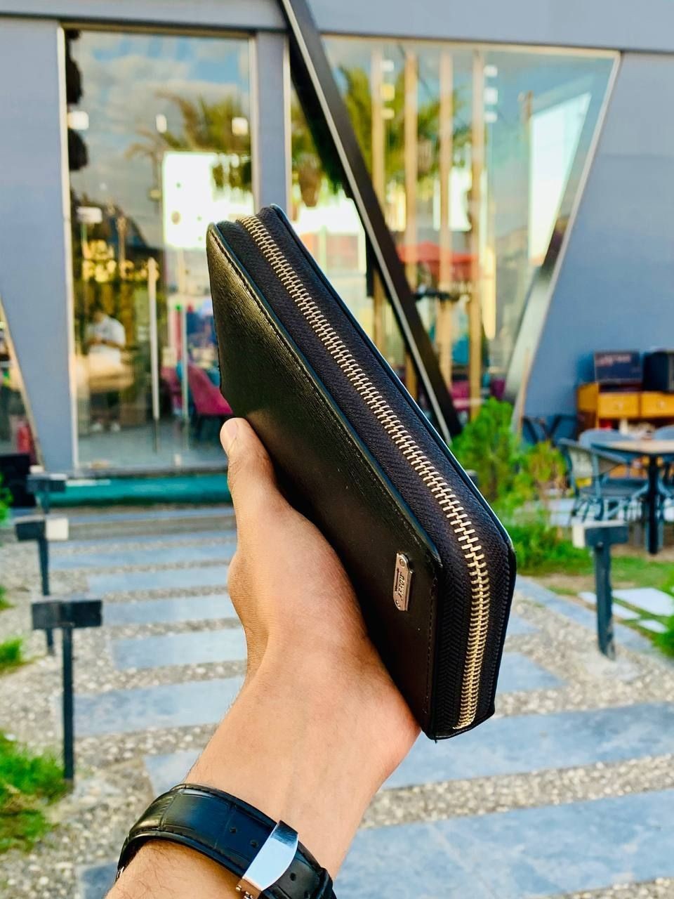 Arrow Hand-Bag