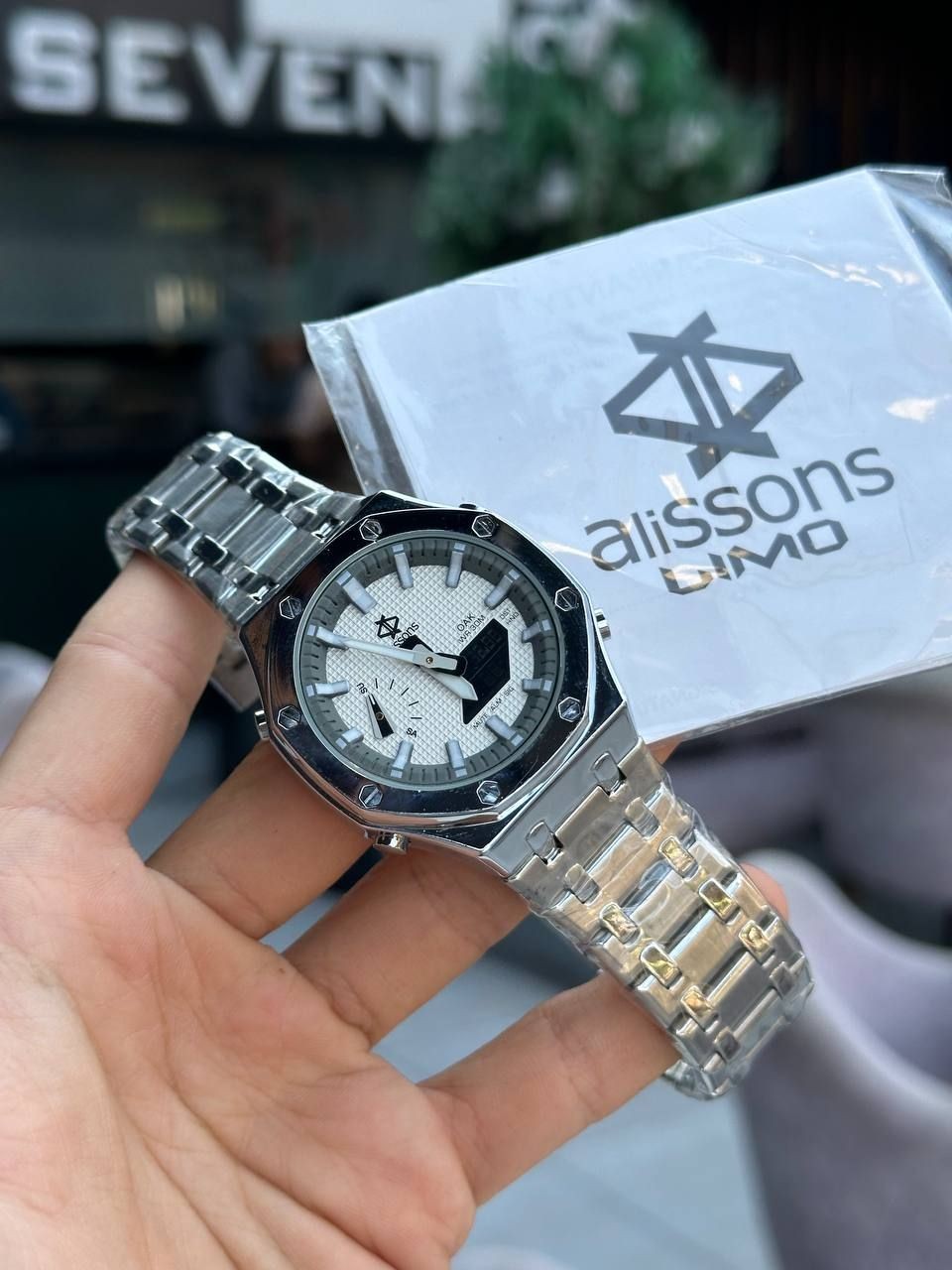 ALISSONS LIMO