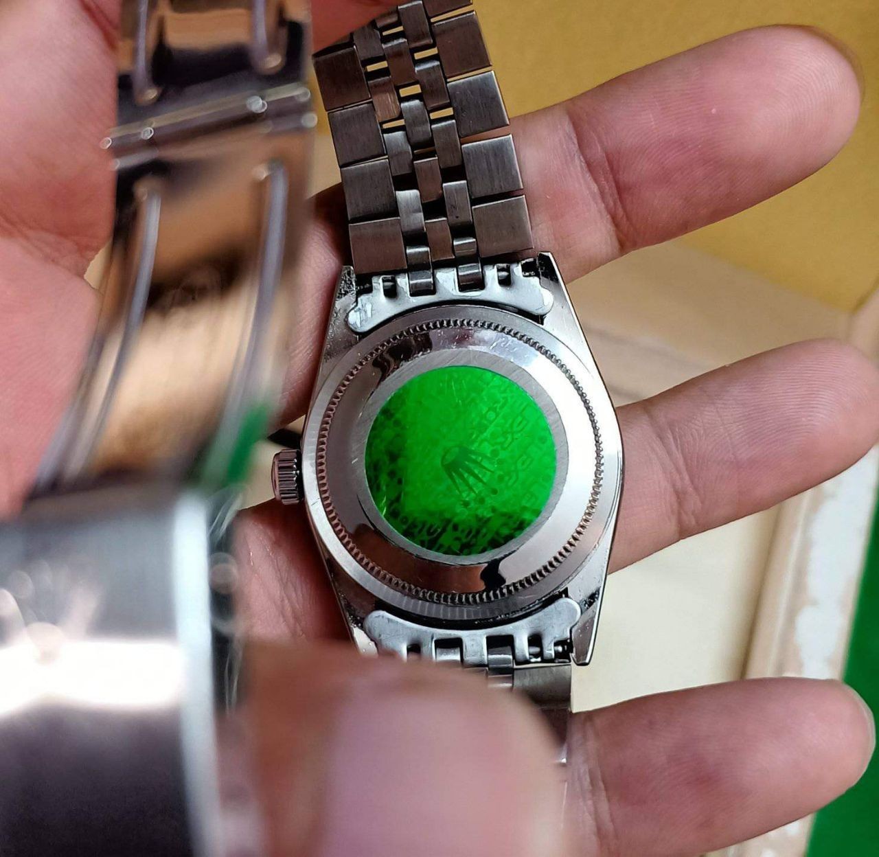 ROLEX OYSTER-PERPETUAL DATE-JUST