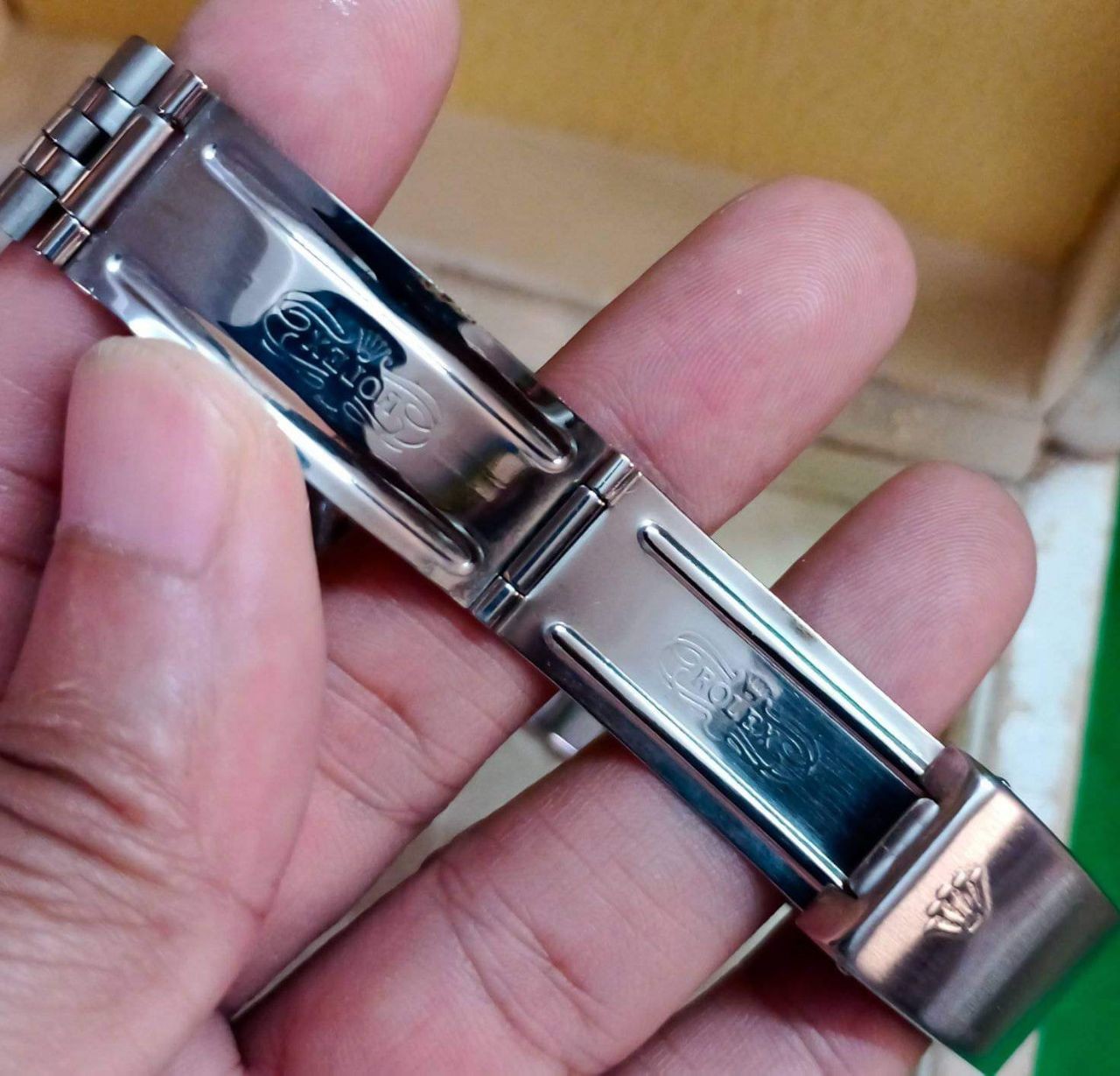 ROLEX OYSTER-PERPETUAL DATE-JUST